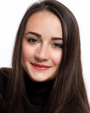 Zoë Dubus
